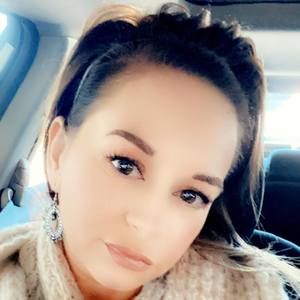 Meet your Posher, Amberly